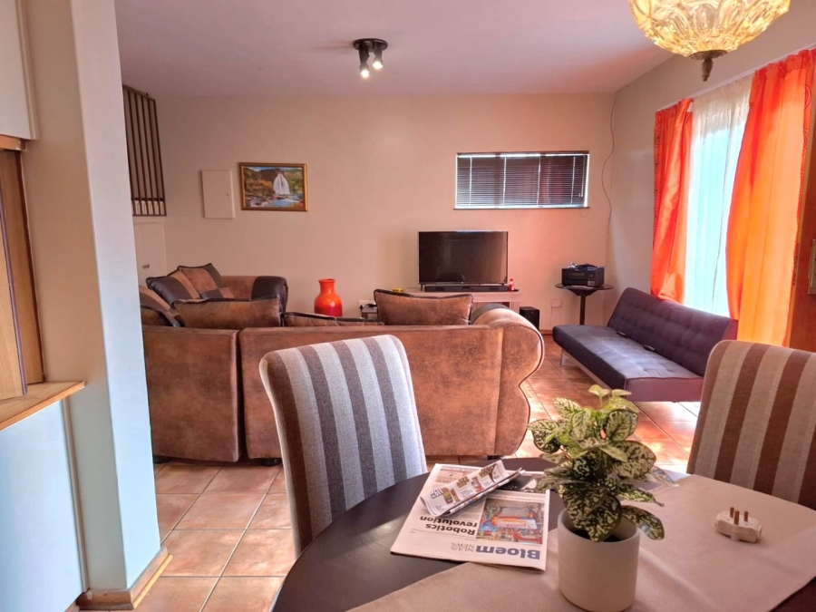 2 Bedroom Property for Sale in Westdene Free State